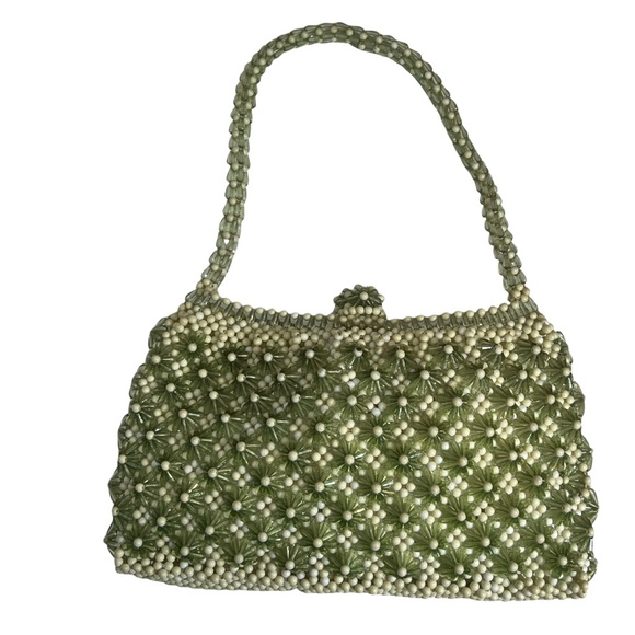 Handbags - ❤️SOLD❤️Vintage Hand made Green/Beige Beaded Shoulder bag